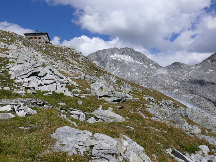 Rifugi e Bivacchi d''Italia.......